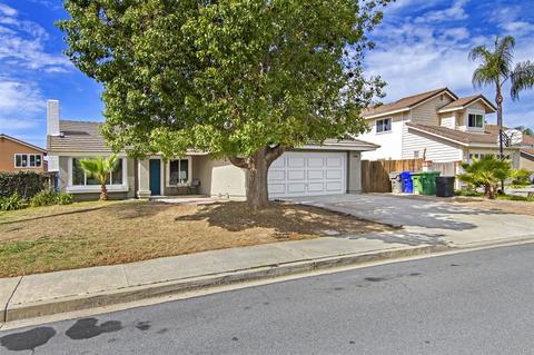 933 Goleta St, Oceanside, CA 92057 photo 3