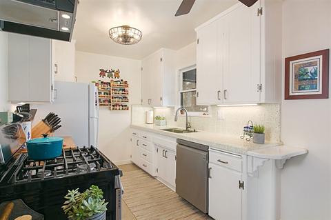 1702 Hunsaker St, Oceanside, CA 92054 photo 8