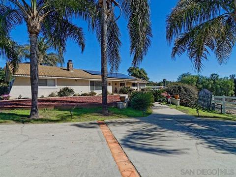 28637 Mountain Meadow Rd, Escondido, CA 92026 photo 2