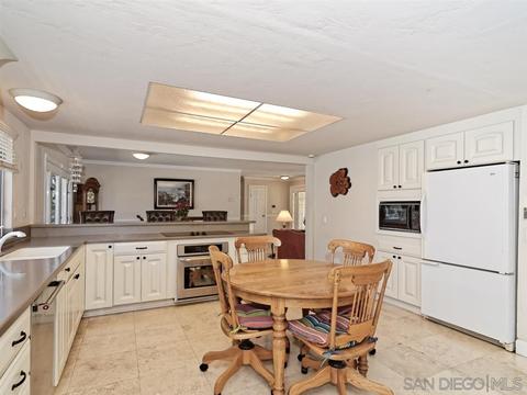 28637 Mountain Meadow Rd, Escondido, CA 92026 photo 12