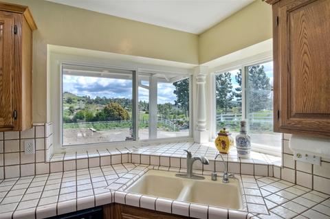 2034 Sunrise, Vista, CA 92084 photo 15