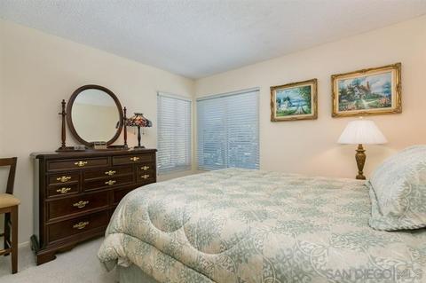 6430 Cayenne Ln, Carlsbad, CA 92009 photo 15