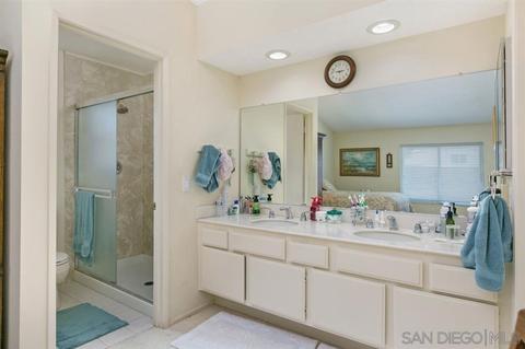6430 Cayenne Ln, Carlsbad, CA 92009 photo 14
