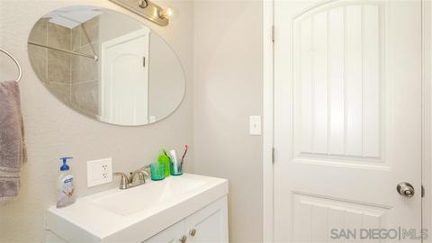 120 Jarrett Ln, El Cajon, CA 92021 photo 14