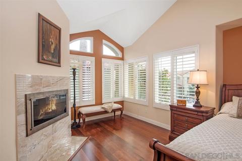 1636 Caminito Solidago, La Jolla, CA 92037 photo 12