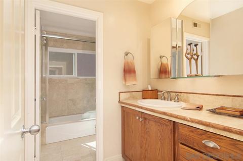 1636 Caminito Solidago, La Jolla, CA 92037 photo 18