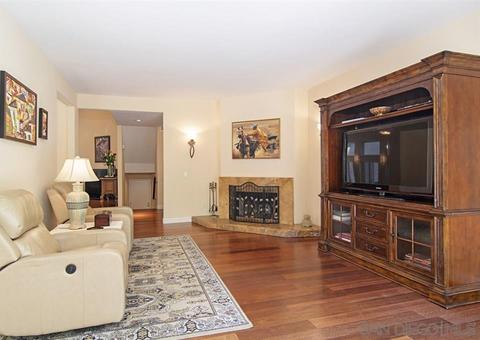 1636 Caminito Solidago, La Jolla, CA 92037 photo 6