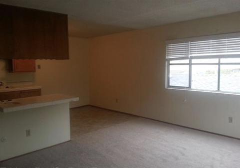 208 B, Coronado, CA 92118 photo 12