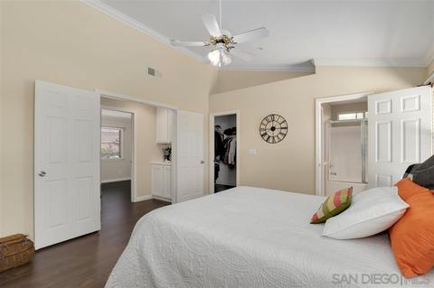 886 Saint George Pl, Spring Valley, CA 91977 photo 15