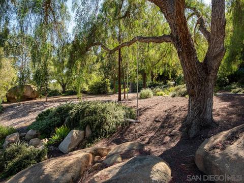 13587 Del Poniente Rd, Poway, CA 92064 photo 25