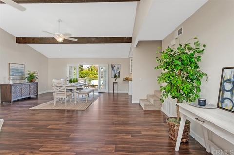 2042 Greenbrier Dr, Oceanside, CA 92054 photo 1