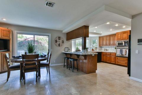6873 Corintia St, Carlsbad, CA 92009 photo 8