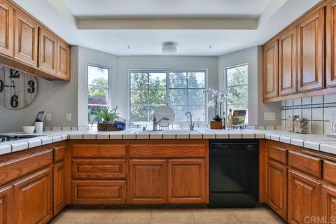 6873 Corintia St, Carlsbad, CA 92009 photo 9