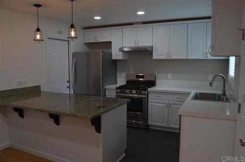 1162 Hackamore Rd, Vista, CA 92083 photo 2