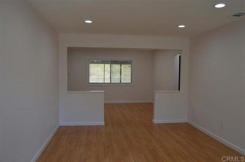 1162 Hackamore Rd, Vista, CA 92083 photo 4