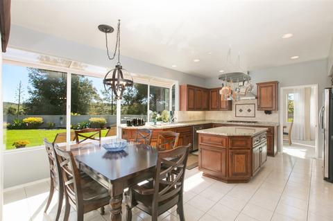 13043 Oak Knoll Dr, Poway, CA 92064 photo 5
