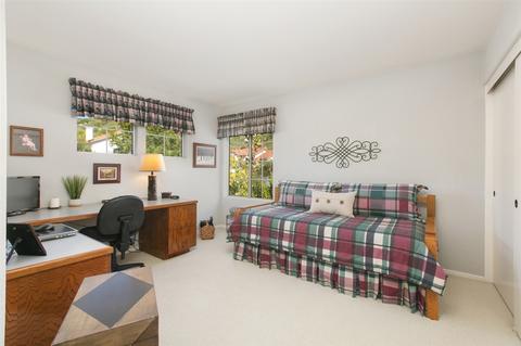 13043 Oak Knoll Dr, Poway, CA 92064 photo 18