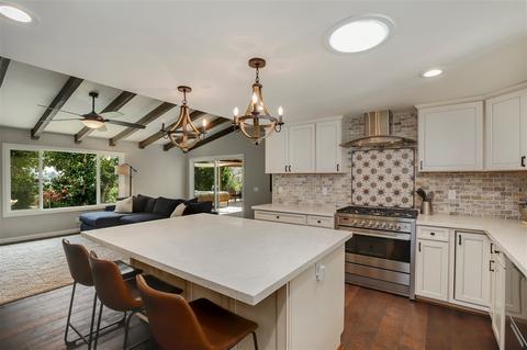 1285 Palomino Rd, Fallbrook, CA 92028 photo 1