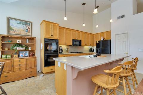 3121 Plum Tree Ln, Escondido, CA 92027 photo 9