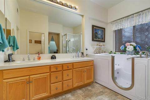 3121 Plum Tree Ln, Escondido, CA 92027 photo 13