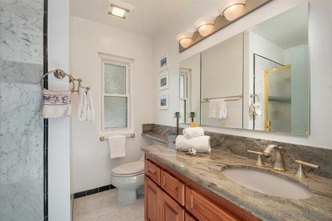 8240 Caminito Modena, La Jolla, CA 92037 photo 18