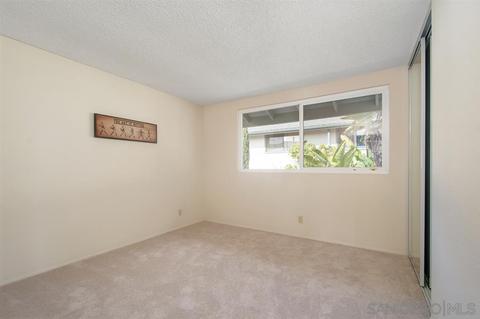 8240 Caminito Modena, La Jolla, CA 92037 photo 20