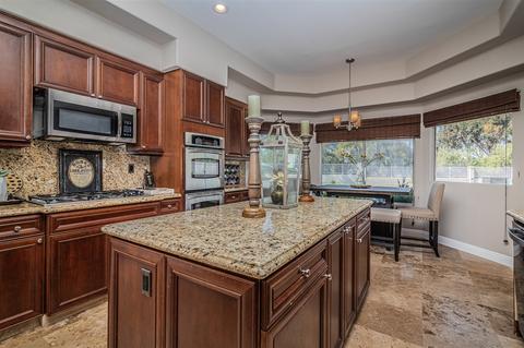 265 Borrego Ct, Oceanside, CA 92057 photo 10
