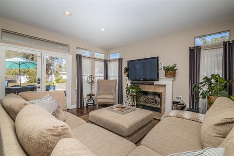 265 Borrego Ct, Oceanside, CA 92057 photo 14