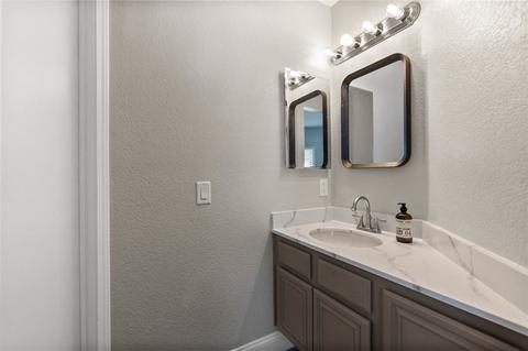1745 Avenida Sevilla, Oceanside, CA 92056 photo 17