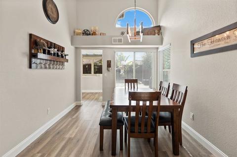 1745 Avenida Sevilla, Oceanside, CA 92056 photo 9