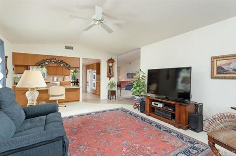 28512 Gladstone, Escondido, CA 92026 photo 10