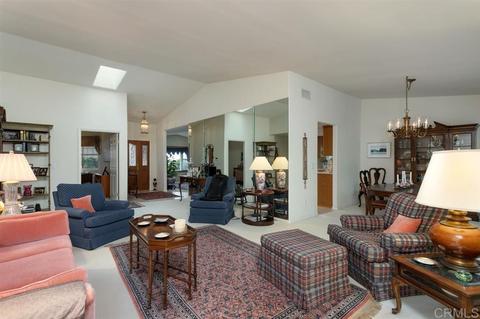 28512 Gladstone, Escondido, CA 92026 photo 3