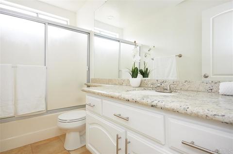 9410 Calle Del Lago, Santee, CA 92071 photo 15