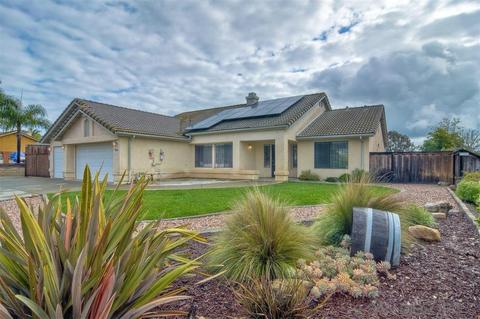 5284 Triple Crown Dr, Bonsall, CA 92003 photo 1