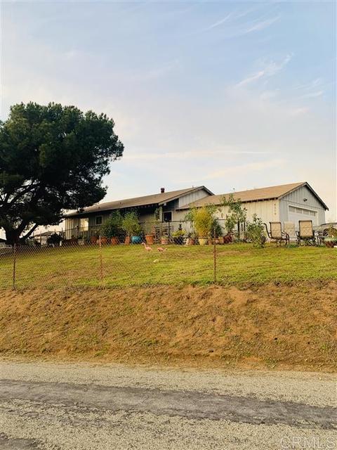 4318 Palomar Dr, Fallbrook, CA 92028 photo 2