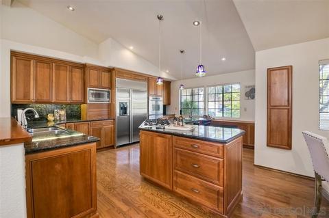 1419 Stoneridge Cir, Escondido, CA 92029 photo 7