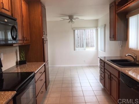 606 Barsby St, Vista, CA 92084 photo 8