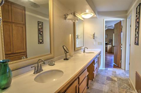 758 Sleeping Indian Rd, Oceanside, CA 92057 photo 17