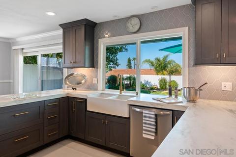 7970 Shadow Hill Dr, La Mesa, CA 91941 photo 12