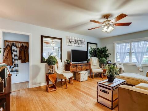 9238 Padre Ln, Santee, CA 92071 photo 6