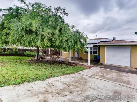 9238 Padre Ln, Santee, CA 92071 photo 2