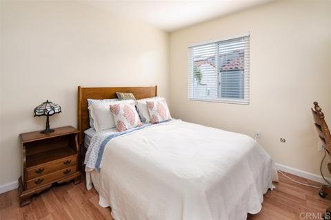 918 Caminito Estrada #B, Carlsbad, CA 92011 photo 17