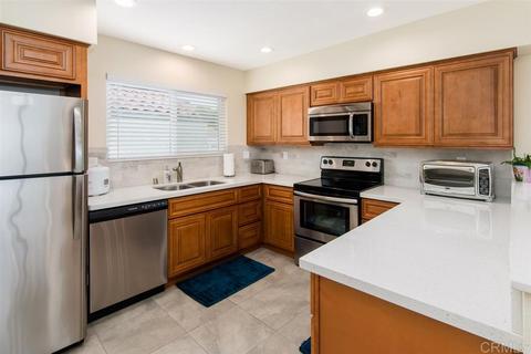 918 Caminito Estrada #B, Carlsbad, CA 92011 photo 4
