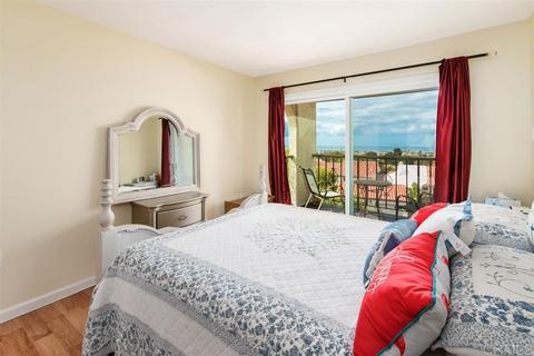 918 Caminito Estrada #B, Carlsbad, CA 92011 photo 10