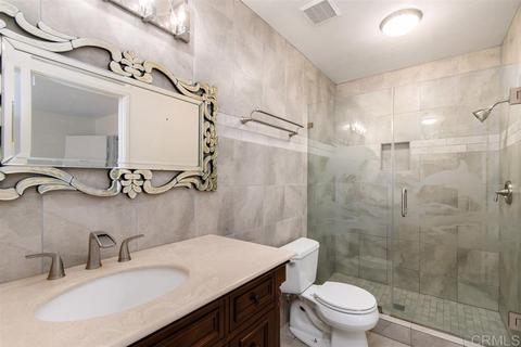 918 Caminito Estrada #B, Carlsbad, CA 92011 photo 13