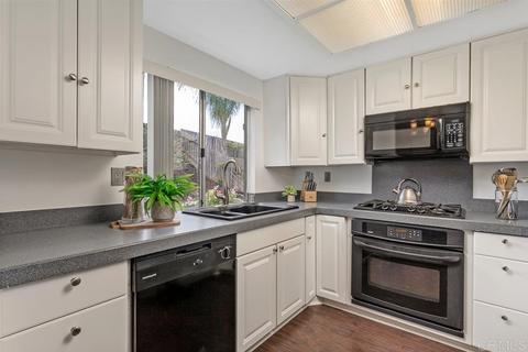 4133 Diamond Cir, Oceanside, CA 92056 photo 9