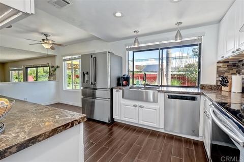 726 Sunningdale Dr, Oceanside, CA 92057 photo 10