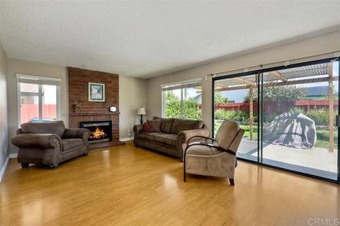 726 Sunningdale Dr, Oceanside, CA 92057 photo 13