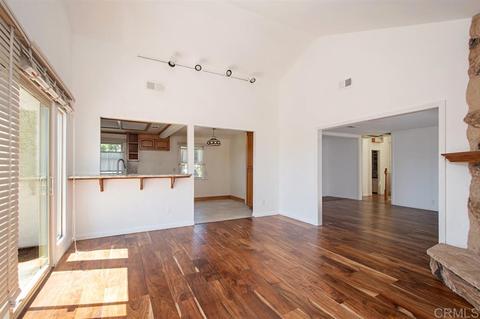 8649 Springfield Ave, La Mesa, CA 91941 photo 16