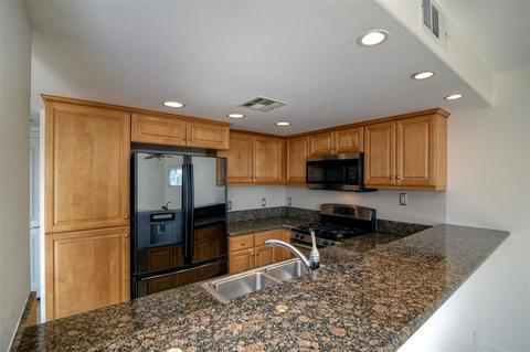 555 Eaton St #I, Oceanside, CA 92054 photo 5